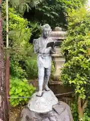 今市報徳二宮神社の像