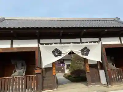 大藏經寺の山門・神門