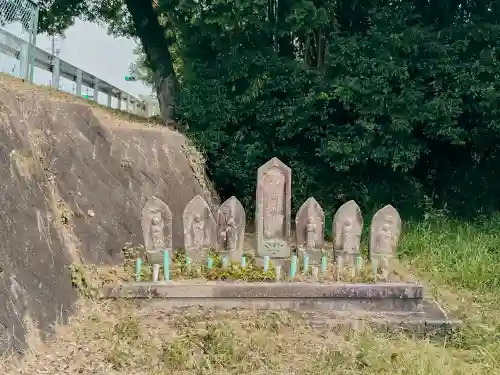 夏秋橋六地蔵(三重県)