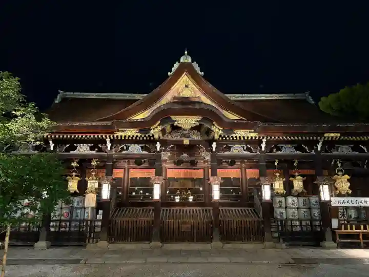 北野天満宮の{uncategorized: "未分類", other: "その他", undefined: "問題あり", building: "その他建物", grave: "お墓", sacred_gate: "鳥居", guardian: "狛犬", statue: "像", buddha: "仏像", history: "歴史", nature: "自然", garden: "庭園", animal: "動物", pagoda: "塔", temizu: "手水舎", mountain_gate: "山門・神門", sanctuary: "本殿・本堂", subordinate: "末社・摂社", art: "芸術", scenery: "景色", jizo: "地蔵", ema: "絵馬", goshuin: "御朱印", omikuji: "おみくじ", items: "授与品その他", amulet: "お守り", goshuincho: "御朱印帳", eats: "食事", festival: "お祭り", votive_dance: "神楽", shichigosan: "七五三参", wedding: "結婚式", experience: "体験その他", initially: "初詣", around: "周辺", anti_infection: "感染症対策"}