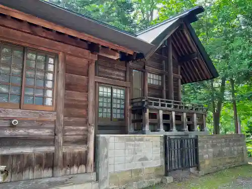 市来知神社の本殿