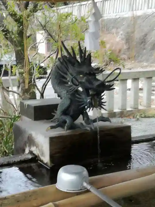 八雲神社(緑町)の手水舎