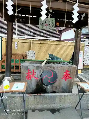 羽田神社の手水舎