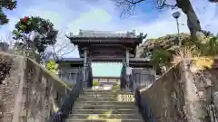 玉泉寺の山門