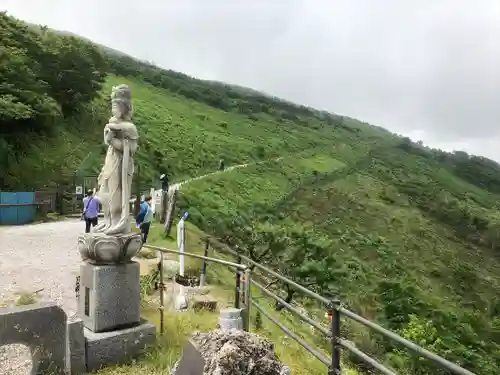 伊吹山（霊峰）の仏像