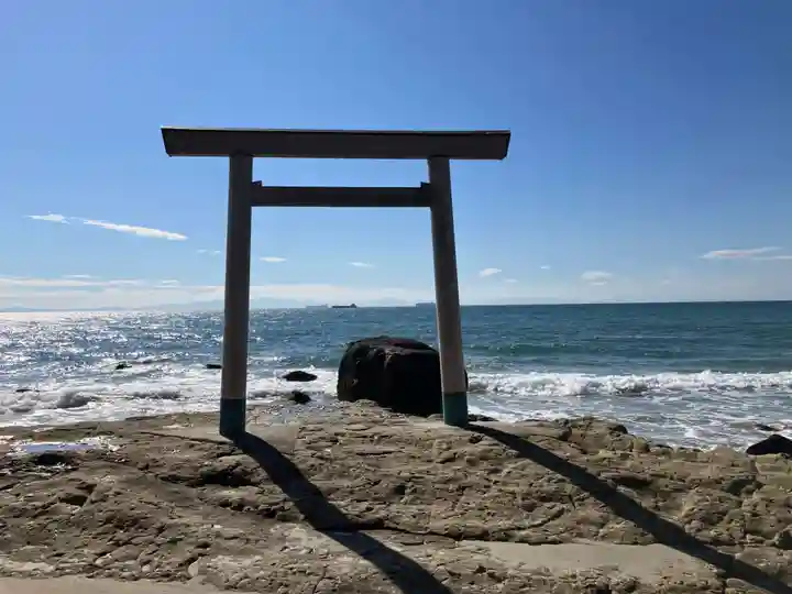つぶてヶ浦鳥居(伊勢神宮遥拝所)の鳥居