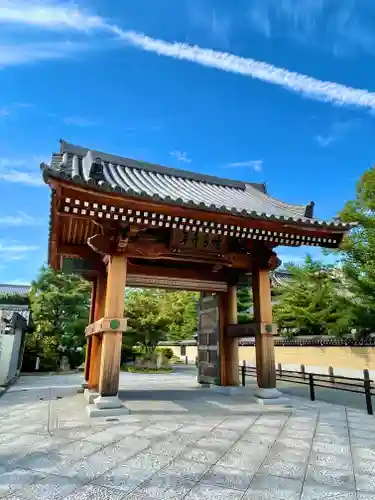 承天寺の山門