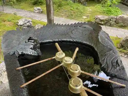 竹林寺の手水舎