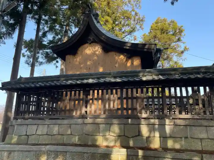 中嶋神社の{uncategorized: "未分類", other: "その他", undefined: "問題あり", building: "その他建物", grave: "お墓", sacred_gate: "鳥居", guardian: "狛犬", statue: "像", buddha: "仏像", history: "歴史", nature: "自然", garden: "庭園", animal: "動物", pagoda: "塔", temizu: "手水舎", mountain_gate: "山門・神門", sanctuary: "本殿・本堂", subordinate: "末社・摂社", art: "芸術", scenery: "景色", jizo: "地蔵", ema: "絵馬", goshuin: "御朱印", omikuji: "おみくじ", items: "授与品その他", amulet: "お守り", goshuincho: "御朱印帳", eats: "食事", festival: "お祭り", votive_dance: "神楽", shichigosan: "七五三参", wedding: "結婚式", experience: "体験その他", initially: "初詣", around: "周辺", anti_infection: "感染症対策"}