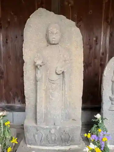 保寿院の{uncategorized: "未分類", other: "その他", undefined: "問題あり", building: "その他建物", grave: "お墓", sacred_gate: "鳥居", guardian: "狛犬", statue: "像", buddha: "仏像", history: "歴史", nature: "自然", garden: "庭園", animal: "動物", pagoda: "塔", temizu: "手水舎", mountain_gate: "山門・神門", sanctuary: "本殿・本堂", subordinate: "末社・摂社", art: "芸術", scenery: "景色", jizo: "地蔵", ema: "絵馬", goshuin: "御朱印", omikuji: "おみくじ", items: "授与品その他", amulet: "お守り", goshuincho: "御朱印帳", eats: "食事", festival: "お祭り", votive_dance: "神楽", shichigosan: "七五三参", wedding: "結婚式", experience: "体験その他", initially: "初詣", around: "周辺", anti_infection: "感染症対策"}