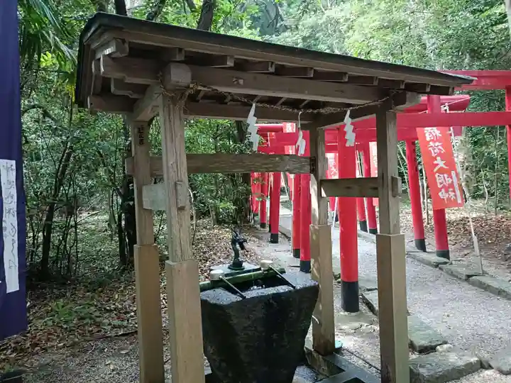 花窟神社の手水舎