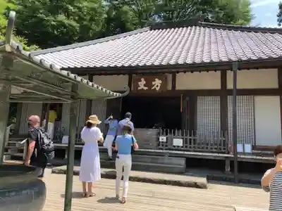 明月院の本殿・本堂