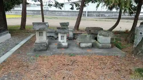 十二社神社の末社・摂社