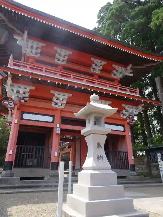 榎原神社の山門・神門