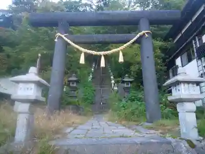 酢川温泉神社(山形県)