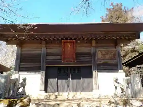 武甲山御嶽神社の本殿・本堂
