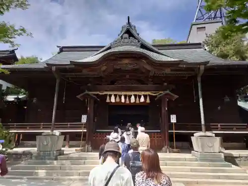 四柱神社の本殿