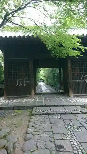 輪王寺の山門・神門