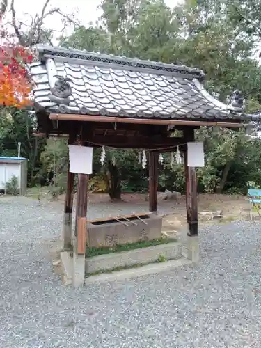 新屋坐天照御魂神社の手水