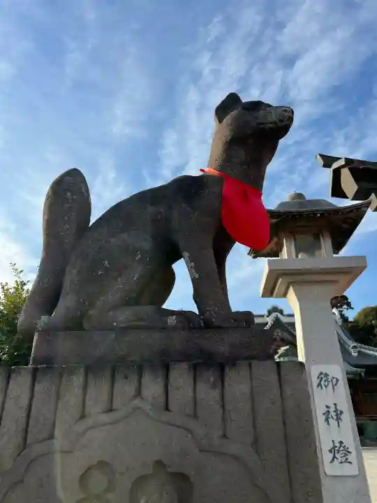 箭弓稲荷神社の{uncategorized: "未分類", other: "その他", undefined: "問題あり", building: "その他建物", grave: "お墓", sacred_gate: "鳥居", guardian: "狛犬", statue: "像", buddha: "仏像", history: "歴史", nature: "自然", garden: "庭園", animal: "動物", pagoda: "塔", temizu: "手水舎", mountain_gate: "山門・神門", sanctuary: "本殿・本堂", subordinate: "末社・摂社", art: "芸術", scenery: "景色", jizo: "地蔵", ema: "絵馬", goshuin: "御朱印", omikuji: "おみくじ", items: "授与品その他", amulet: "お守り", goshuincho: "御朱印帳", eats: "食事", festival: "お祭り", votive_dance: "神楽", shichigosan: "七五三参", wedding: "結婚式", experience: "体験その他", initially: "初詣", around: "周辺", anti_infection: "感染症対策"}