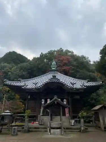 前神寺の本殿