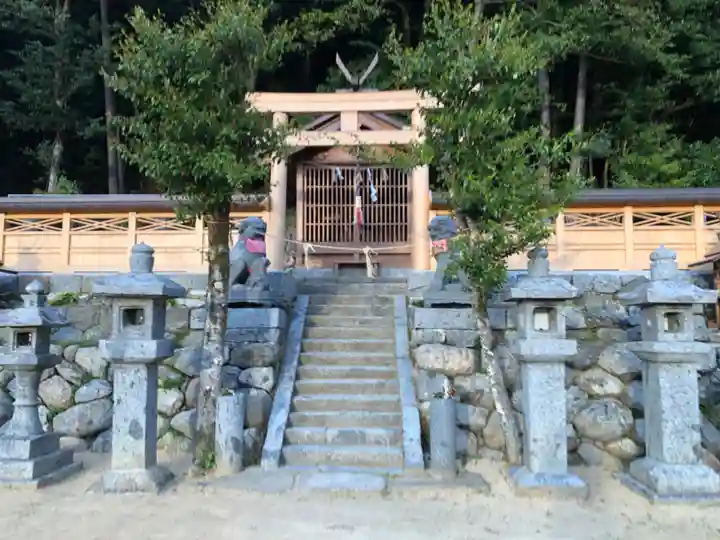 忍坂坐生根神社の本殿・本堂