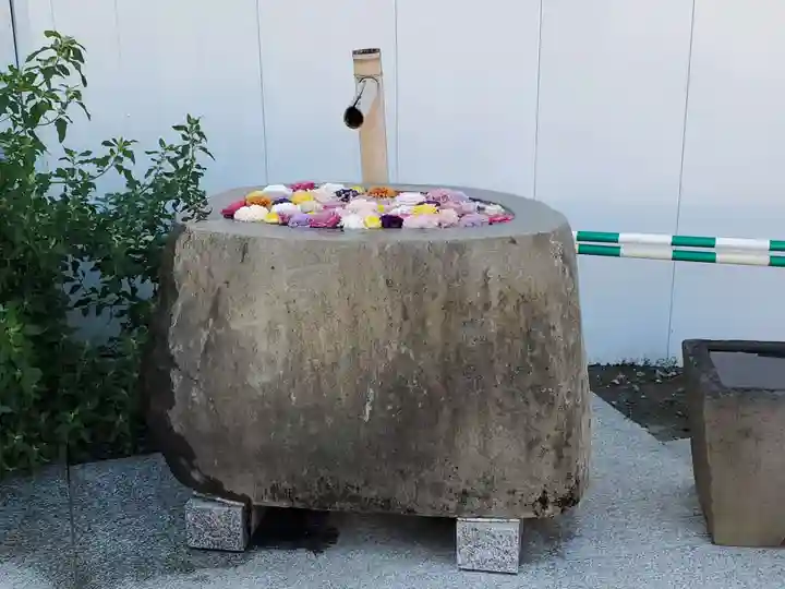 駒込妙義神社の手水舎