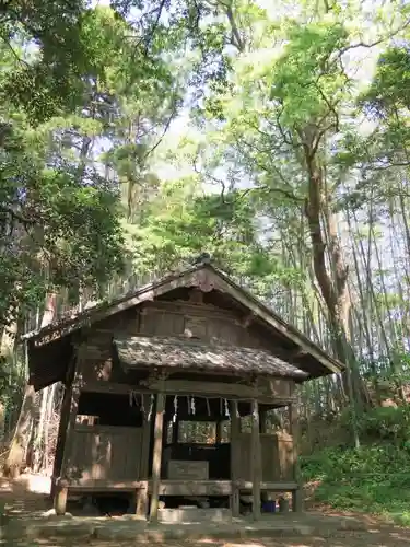 神興神社の本殿