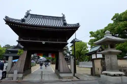 善通寺の山門