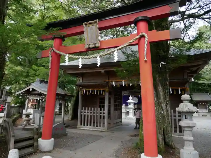 淺間神社(忍野八海)の鳥居