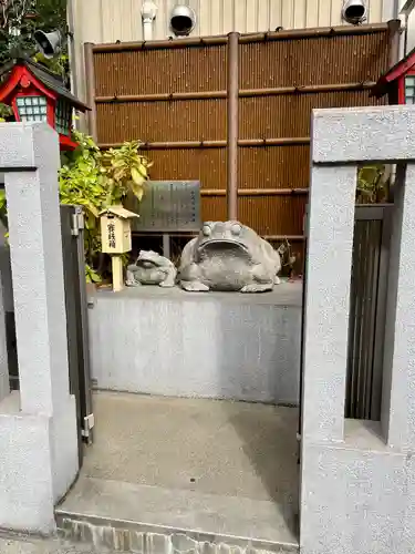 十番稲荷神社の狛犬