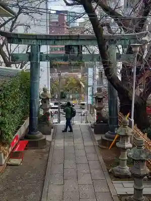 市谷亀岡八幡宮の鳥居