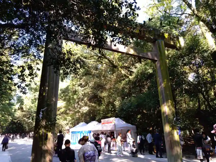 熱田神宮の鳥居