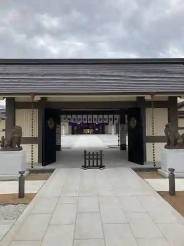 千葉縣護國神社の山門