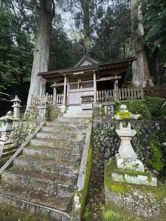 春日神社の{uncategorized: "未分類", other: "その他", undefined: "問題あり", building: "その他建物", grave: "お墓", sacred_gate: "鳥居", guardian: "狛犬", statue: "像", buddha: "仏像", history: "歴史", nature: "自然", garden: "庭園", animal: "動物", pagoda: "塔", temizu: "手水舎", mountain_gate: "山門・神門", sanctuary: "本殿・本堂", subordinate: "末社・摂社", art: "芸術", scenery: "景色", jizo: "地蔵", ema: "絵馬", goshuin: "御朱印", omikuji: "おみくじ", items: "授与品その他", amulet: "お守り", goshuincho: "御朱印帳", eats: "食事", festival: "お祭り", votive_dance: "神楽", shichigosan: "七五三参", wedding: "結婚式", experience: "体験その他", initially: "初詣", around: "周辺", anti_infection: "感染症対策"}