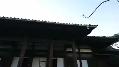 泉性寺の本殿・本堂