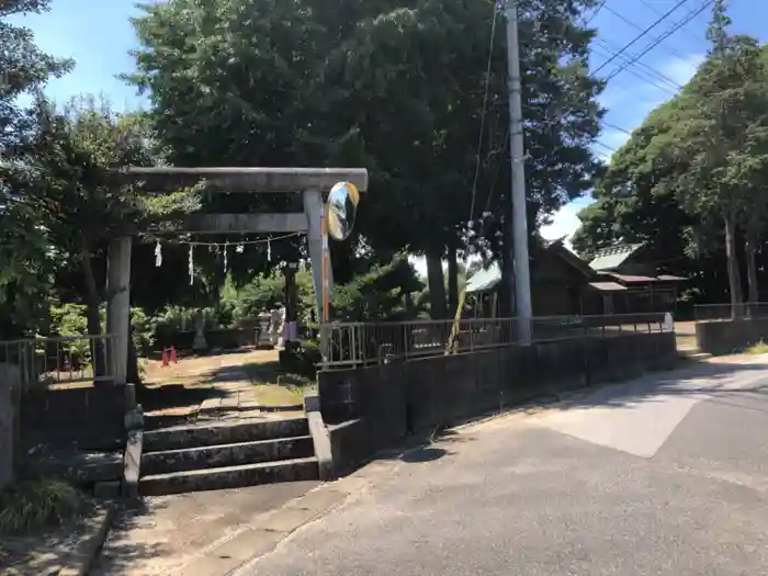 神明神社の鳥居