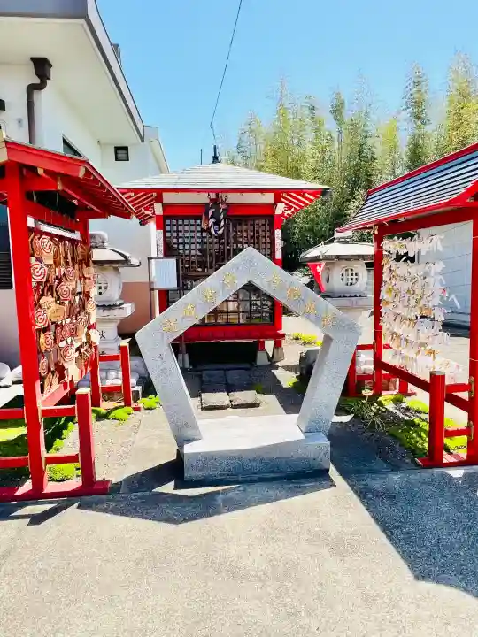 前橋厄除大師 蓮花院の{uncategorized: "未分類", other: "その他", undefined: "問題あり", building: "その他建物", grave: "お墓", sacred_gate: "鳥居", guardian: "狛犬", statue: "像", buddha: "仏像", history: "歴史", nature: "自然", garden: "庭園", animal: "動物", pagoda: "塔", temizu: "手水舎", mountain_gate: "山門・神門", sanctuary: "本殿・本堂", subordinate: "末社・摂社", art: "芸術", scenery: "景色", jizo: "地蔵", ema: "絵馬", goshuin: "御朱印", omikuji: "おみくじ", items: "授与品その他", amulet: "お守り", goshuincho: "御朱印帳", eats: "食事", festival: "お祭り", votive_dance: "神楽", shichigosan: "七五三参", wedding: "結婚式", experience: "体験その他", initially: "初詣", around: "周辺", anti_infection: "感染症対策"}