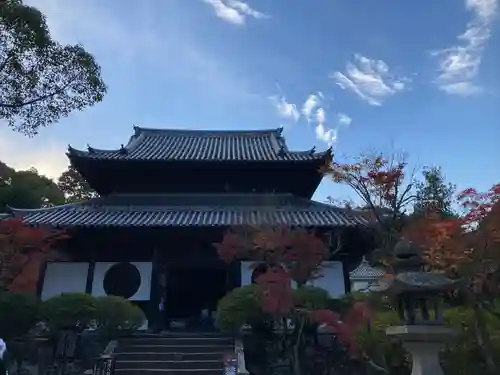 井山 宝福寺の本殿・本堂