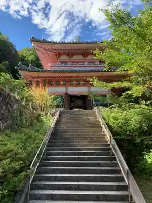 南法華寺（壷阪寺）の山門・神門