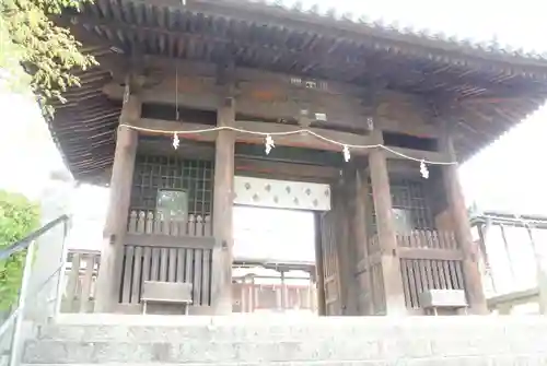 阿智神社の山門