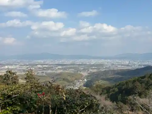 善峯寺の{uncategorized: "未分類", other: "その他", undefined: "問題あり", building: "その他建物", grave: "お墓", sacred_gate: "鳥居", guardian: "狛犬", statue: "像", buddha: "仏像", history: "歴史", nature: "自然", garden: "庭園", animal: "動物", pagoda: "塔", temizu: "手水舎", mountain_gate: "山門・神門", sanctuary: "本殿・本堂", subordinate: "末社・摂社", art: "芸術", scenery: "景色", jizo: "地蔵", ema: "絵馬", goshuin: "御朱印", omikuji: "おみくじ", items: "授与品その他", amulet: "お守り", goshuincho: "御朱印帳", eats: "食事", festival: "お祭り", votive_dance: "神楽", shichigosan: "七五三参", wedding: "結婚式", experience: "体験その他", initially: "初詣", around: "周辺", anti_infection: "感染症対策"}