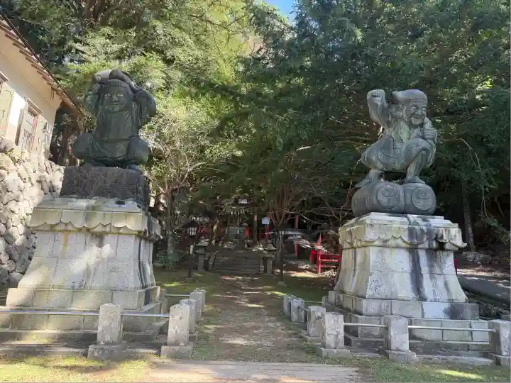 金華山黄金山神社(宮城県)