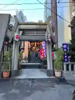 烏森神社の{uncategorized: "未分類", other: "その他", undefined: "問題あり", building: "その他建物", grave: "お墓", sacred_gate: "鳥居", guardian: "狛犬", statue: "像", buddha: "仏像", history: "歴史", nature: "自然", garden: "庭園", animal: "動物", pagoda: "塔", temizu: "手水舎", mountain_gate: "山門・神門", sanctuary: "本殿・本堂", subordinate: "末社・摂社", art: "芸術", scenery: "景色", jizo: "地蔵", ema: "絵馬", goshuin: "御朱印", omikuji: "おみくじ", items: "授与品その他", amulet: "お守り", goshuincho: "御朱印帳", eats: "食事", festival: "お祭り", votive_dance: "神楽", shichigosan: "七五三参", wedding: "結婚式", experience: "体験その他", initially: "初詣", around: "周辺", anti_infection: "感染症対策"}