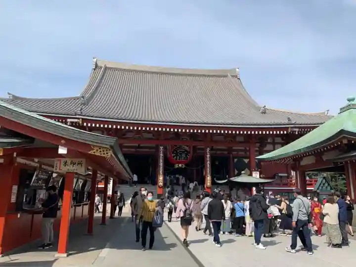 浅草寺の本殿・本堂