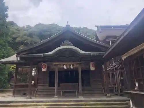 平濱八幡宮の本殿・本堂