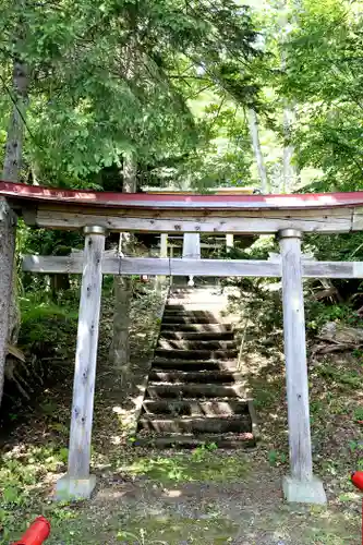 湯岱稲荷神社(北海道)