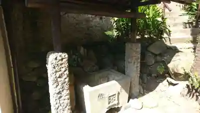 稲荷神社の手水舎
