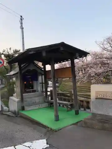 辰巳町二丁目釈迦牟尼如来の本殿・本堂