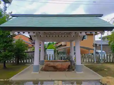 神明社（二子）の手水舎